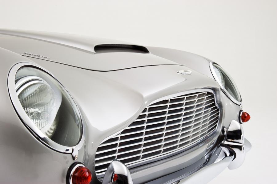 Детали экстерьера Aston Martin DB5 (2207/R) 1965 года  (фото 6 из 19)
